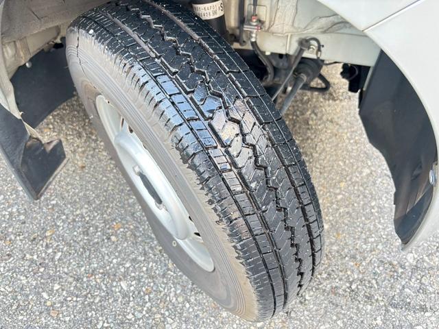 全国陸送ご納車致します。料金をわかりやすくしております。（離島・北海道・沖縄の料金はお問合せください。高額車両や特殊車両は料金が変わります）詳しくはスタッフまで♪ユーポス伊丹店０１２０−１４−１２３６