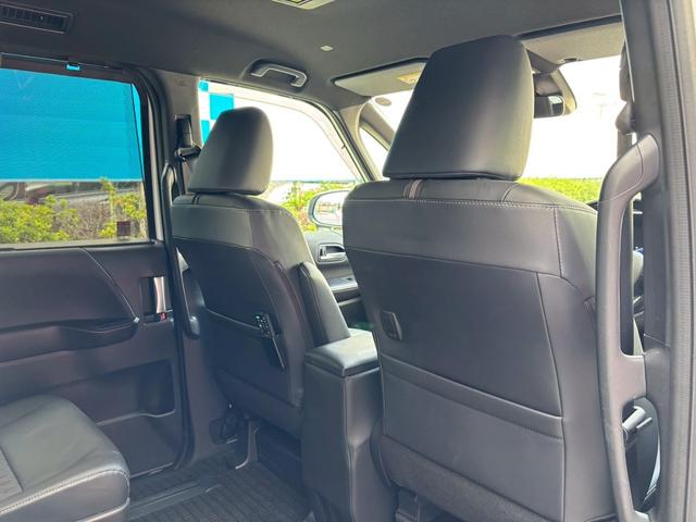 ノア ハイブリッドＳ－Ｚ　禁煙★１０．５インチディスプレイオーディオ★フリップダウンモニター★フルセグＴＶ★Ｂカメラ★両側パワースライドドア★セーフティーセンス★ドラレコ★シートヒーター★Ｂｌｕｅｔｏｏｔｈ★スマーキー２個★（35枚目）