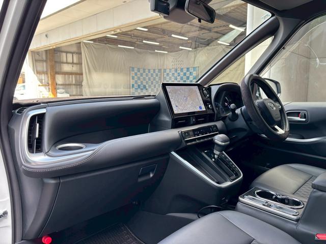 ノア ハイブリッドＳ－Ｚ　禁煙★１０．５インチディスプレイオーディオ★フリップダウンモニター★フルセグＴＶ★Ｂカメラ★両側パワースライドドア★セーフティーセンス★ドラレコ★シートヒーター★Ｂｌｕｅｔｏｏｔｈ★スマーキー２個★（45枚目）