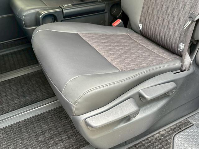 ノア ハイブリッドＳ－Ｚ　禁煙★１０．５インチディスプレイオーディオ★フリップダウンモニター★フルセグＴＶ★Ｂカメラ★両側パワースライドドア★セーフティーセンス★ドラレコ★シートヒーター★Ｂｌｕｅｔｏｏｔｈ★スマーキー２個★（49枚目）