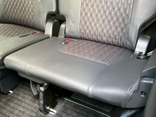 ノア ハイブリッドＳ－Ｚ　禁煙★１０．５インチディスプレイオーディオ★フリップダウンモニター★フルセグＴＶ★Ｂカメラ★両側パワースライドドア★セーフティーセンス★ドラレコ★シートヒーター★Ｂｌｕｅｔｏｏｔｈ★スマーキー２個★（51枚目）