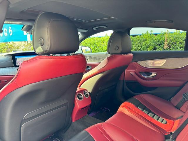 CLSクラス CLS450 4マチック スポーツ 禁煙★サンルーフ★ブルメスターサウンド★赤/黒革シート★シートベンチレーター★レーダーセーフティ★HUD★BSM★12.3インチディスプレイオーディオナビ★フルセグTV★全周囲カメラ★F席パワーシート(51枚目)