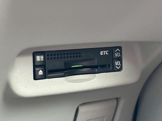 プリウス Ｓ　純正ナビ・Ｂカメラ・スマートキー・ＬＥＤライト・ＥＴＣ・ＣＤ・社外アルミホイール１５インチ・ＣＤ・ユーザー様買取車両（22枚目）