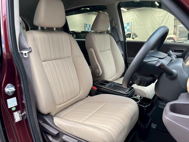 フリード G・ホンダセンシング ユーザー様買取車両★禁煙★純正9インチナビ(VXM-175VFNi)★フルセグTV★Bカメラ★両側パワースライドドア★ホンダセンシング★Bluetooth★DVD★スマートキー2個★キャプテンシート(16枚目)