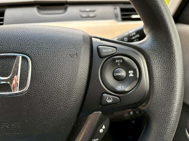 フリード G・ホンダセンシング ユーザー様買取車両★禁煙★純正9インチナビ(VXM-175VFNi)★フルセグTV★Bカメラ★両側パワースライドドア★ホンダセンシング★Bluetooth★DVD★スマートキー2個★キャプテンシート(25枚目)