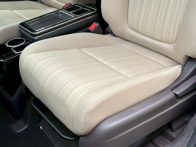 フリード G・ホンダセンシング ユーザー様買取車両★禁煙★純正9インチナビ(VXM-175VFNi)★フルセグTV★Bカメラ★両側パワースライドドア★ホンダセンシング★Bluetooth★DVD★スマートキー2個★キャプテンシート(43枚目)