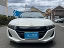 β　禁煙・６速ＭＴ・センターディスプレイ・バックモニター・スマートキー・ＣＴＢＡ・ＥＴＣ・前後ドライブレコーダー・ＬＥＤヘッドライト・純正１６インチアルミホイル・社外Ｒスポイラー（17枚目）