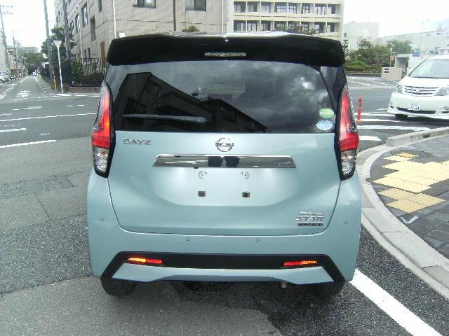 デイズ ハイウェイスター　Ｘ　プロパイロットエディション　禁煙車　プロパイロット　アラウンドビューモニター　エマージェンシーブレーキ　ナビ　フルセグＴＶ　Ｂｌｕｅｔｏｏｔｈ　バックカメラ　フォグランプ　ＬＥＤヘッド　インテリキー　エンジンプッシュスタート（12枚目）