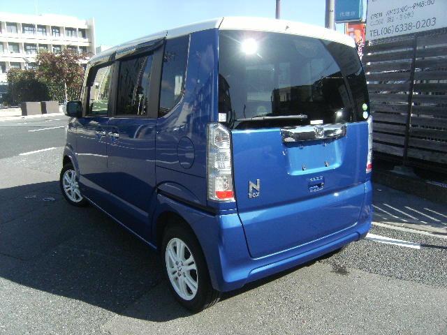 Ｎ－ＢＯＸ ２トーンカラースタイル　Ｇ・Ｌパッケージ　純正ナビ　フルセグＴＶ　Ｂｌｕｅｔｏｏｔｈ　バックカメラ　ＥＴＣ　スマートキー　左パワースライドドア　エンジンプッシュスタート　ＣＤ　電動格納ミラー　プライバシーガラス　純正アルミ（11枚目）