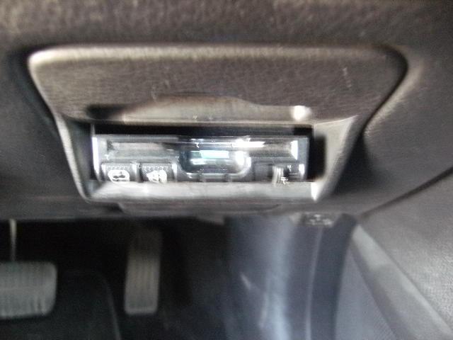 エクシーガ ２．０ｉ－Ｓ　メモ―ナビ　フルセグＴＶ　フリップダウンモニター　バックカメラ　ＥＴＣ　スマートキー　フォグランプ　純正アルミホイール　エンジンプッシュスタート　パドルシフト　ＨＩＤヘッドライト　プライバシーガラス（20枚目）