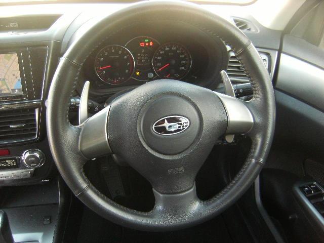 エクシーガ ２．０ｉ－Ｓ　メモ―ナビ　フルセグＴＶ　フリップダウンモニター　バックカメラ　ＥＴＣ　スマートキー　フォグランプ　純正アルミホイール　エンジンプッシュスタート　パドルシフト　ＨＩＤヘッドライト　プライバシーガラス（23枚目）