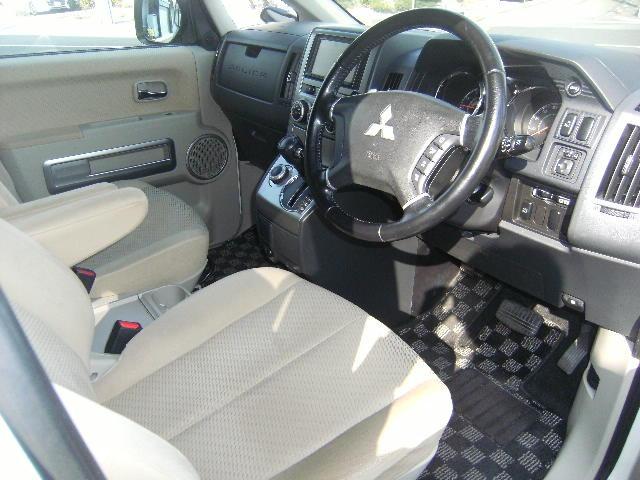 デリカＤ：５ Ｇ　パワーパッケージ（18枚目）