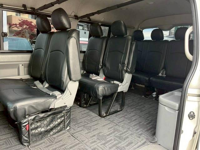 ハイエースワゴン GL ロング ミドルルーフ 4WD 11インチナビTV フリップダウン12.8 Bluetooth接続 ETC 社外17AW 社外エアロ 電動スライド 寒冷地仕様 リアリクライニング加工 100Wコンセント(16枚目)