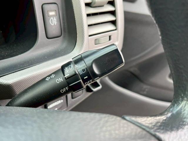 ハイエースワゴン GL ロング ミドルルーフ 4WD 11インチナビTV フリップダウン12.8 Bluetooth接続 ETC 社外17AW 社外エアロ 電動スライド 寒冷地仕様 リアリクライニング加工 100Wコンセント(27枚目)