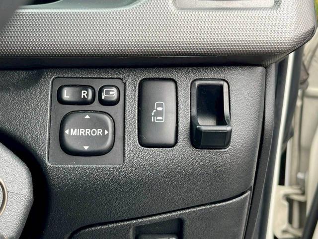 ハイエースワゴン GL ロング ミドルルーフ 4WD 11インチナビTV フリップダウン12.8 Bluetooth接続 ETC 社外17AW 社外エアロ 電動スライド 寒冷地仕様 リアリクライニング加工 100Wコンセント(28枚目)