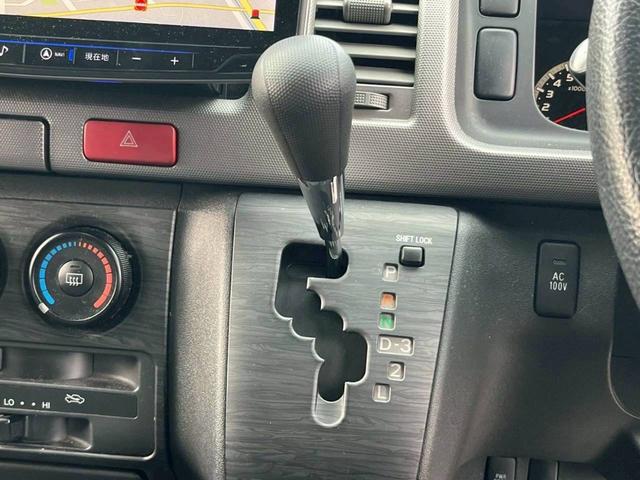 ハイエースワゴン GL ロング ミドルルーフ 4WD 11インチナビTV フリップダウン12.8 Bluetooth接続 ETC 社外17AW 社外エアロ 電動スライド 寒冷地仕様 リアリクライニング加工 100Wコンセント(30枚目)