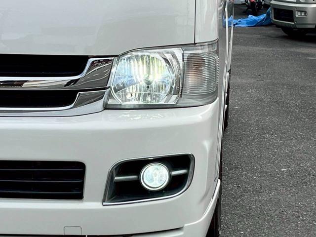 ハイエースワゴン GL ロング ミドルルーフ 4WD 11インチナビTV フリップダウン12.8 Bluetooth接続 ETC 社外17AW 社外エアロ 電動スライド 寒冷地仕様 リアリクライニング加工 100Wコンセント(61枚目)