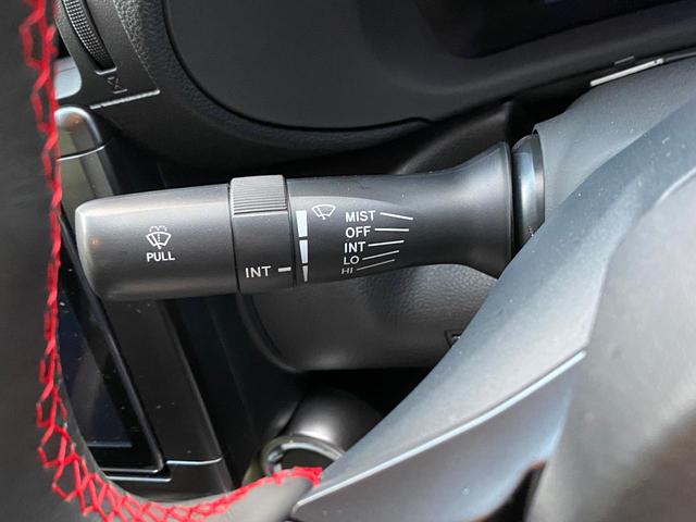 S 純正9インチナビ バックカメラ ETC シートヒーター 禁煙車 純正18インチアルミホイール LEDヘッドライト スマートキー LEDヘッド クルコン オートライト ステアリングリモコン(33枚目)