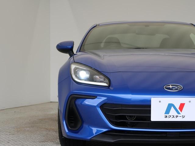 R 登録済み未使用車 現行モデル 6MT リアビークルディテクション LEDヘッド クルコン スマートキー ステアリング連動ヘッドランプ 純正17インチAW ダックテールトランクリッド 横滑り防止機能(23枚目)