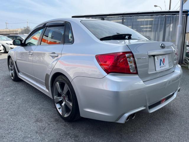 インプレッサ ＷＲＸ　ＳＴＩ　Ａライン　Ｃ型　カロッツェリア製ディスプレイオーディオ　バックカメラ　ＥＴＣ　禁煙車　ターボ　プッシュスタート　ハーフレザーシート　パワーシート　ＨＩＤヘッドライト　純正１８インチアルミホイール（28枚目）