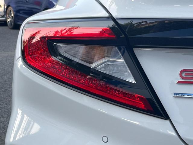 ＷＲＸ　Ｓ４ ＳＴＩスポーツＲ　ＥＸ　赤黒革シート　アイサイトＸ　フロント＆サイド＆バックカメラ　リアビークルディテクション　ＥＴＣ　ドライブレコーダー　禁煙車　全席シートヒーター　メモリシート　純正１８インチアルミホイール（29枚目）