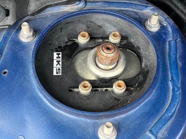 WRX STI STI 大型リアスポイラー アドバンスドセイフティパッケージ リアビークルディテクション 純正SDナビ サイド&バックカメラ 禁煙車 HSK製マフラー HKS製車高調 パワーシート 純正18インチAW(8枚目)