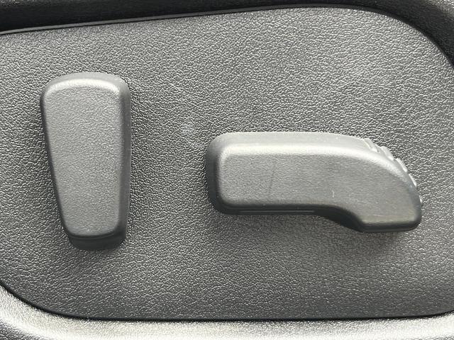 WRX STI STI 大型リアスポイラー アドバンスドセイフティパッケージ リアビークルディテクション 純正SDナビ サイド&バックカメラ 禁煙車 HSK製マフラー HKS製車高調 パワーシート 純正18インチAW(12枚目)