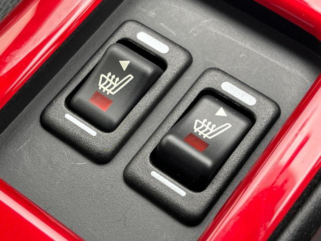 ８６ ＧＴリミテッド　最終Ｈ型　６速ＭＴ　ＴＲＤフルエアロ　リアスポイラー　ＳＤナビ　バックカメラ　ＥＴＣ　ドライブレコーダー　禁煙車　ハーフレザーシート　シートヒーター　ＬＥＤヘッドライト　純正革巻きステアリング（11枚目）