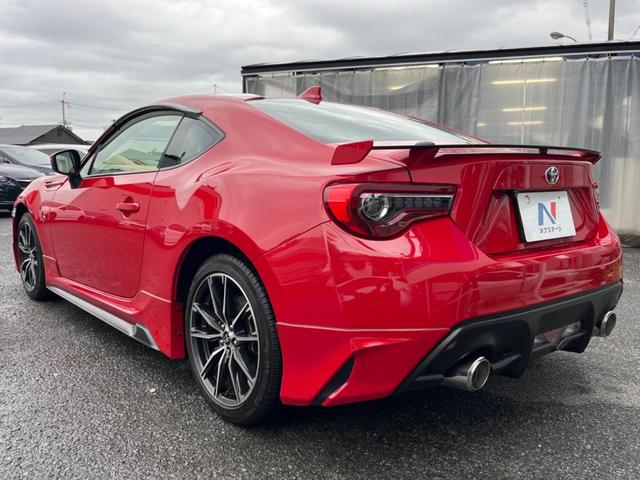 ８６ ＧＴリミテッド　最終Ｈ型　６速ＭＴ　ＴＲＤフルエアロ　リアスポイラー　ＳＤナビ　バックカメラ　ＥＴＣ　ドライブレコーダー　禁煙車　ハーフレザーシート　シートヒーター　ＬＥＤヘッドライト　純正革巻きステアリング（30枚目）