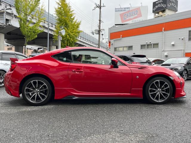 ８６ ＧＴリミテッド　最終Ｈ型　６速ＭＴ　ＴＲＤフルエアロ　リアスポイラー　ＳＤナビ　バックカメラ　ＥＴＣ　ドライブレコーダー　禁煙車　ハーフレザーシート　シートヒーター　ＬＥＤヘッドライト　純正革巻きステアリング（39枚目）
