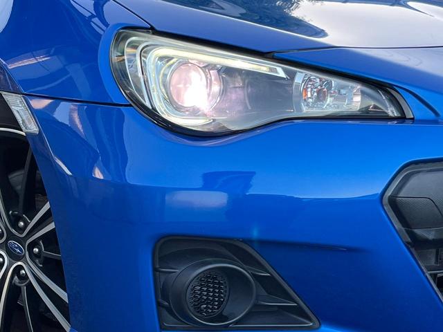 ＢＲＺ Ｒ　ＳＤナビ　バックカメラ　禁煙車　ドラレコ　スマートキー　ＨＩＤヘッド　ＥＴＣ　オートエアコン　純正１７インチアルミ　Ｂｌｕｅｔｏｏｔｈ　ＣＤ　ＤＶＤ再生　地デジ　パドルシフト（12枚目）