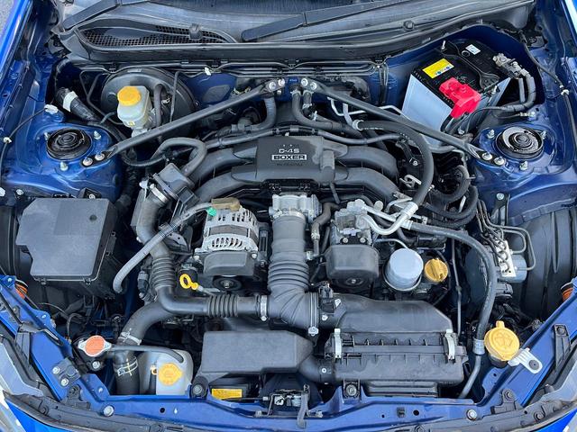 ＢＲＺ Ｒ　ＳＤナビ　バックカメラ　禁煙車　ドラレコ　スマートキー　ＨＩＤヘッド　ＥＴＣ　オートエアコン　純正１７インチアルミ　Ｂｌｕｅｔｏｏｔｈ　ＣＤ　ＤＶＤ再生　地デジ　パドルシフト（17枚目）