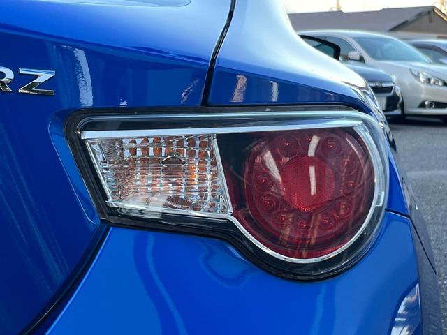 ＢＲＺ Ｒ　ＳＤナビ　バックカメラ　禁煙車　ドラレコ　スマートキー　ＨＩＤヘッド　ＥＴＣ　オートエアコン　純正１７インチアルミ　Ｂｌｕｅｔｏｏｔｈ　ＣＤ　ＤＶＤ再生　地デジ　パドルシフト（21枚目）