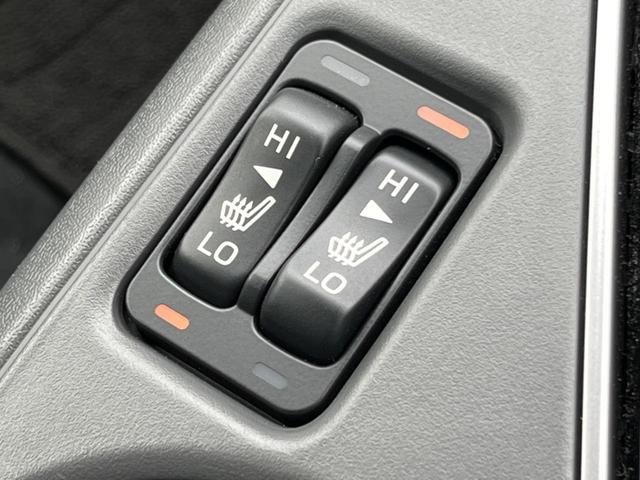 クロストレック リミテッド　純正１１．６インチ型ナビ　マルチビューモニター　リアビークルディティクション　シートヒーター　ステアリングヒーター　メモリ付パワーシート　ドラレコ　ＥＴＣ　禁煙車　純正１８インチＡＷ　ＬＥＤヘッド（7枚目）