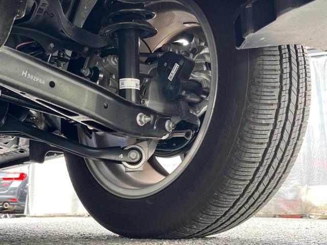 クロストレック リミテッド　純正１１．６インチ型ナビ　マルチビューモニター　リアビークルディティクション　シートヒーター　ステアリングヒーター　メモリ付パワーシート　ドラレコ　ＥＴＣ　禁煙車　純正１８インチＡＷ　ＬＥＤヘッド（31枚目）