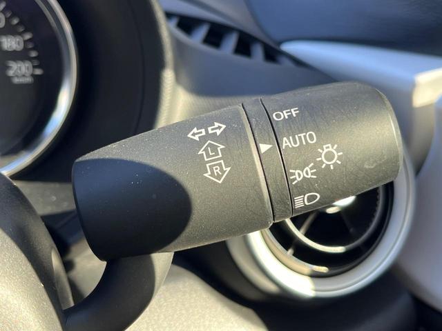 ロードスターＲＦ １００周年特別記念車　６ＭＴ　スマートシティブレーキサポート　ブラインドスポット　車線逸脱　クルコン　ＬＥＤヘッドライト　オートライト　純正１７インチＡＷ　革巻ステアリング　マツダコネクト　ＢＯＳＥサウンドシステム（42枚目）