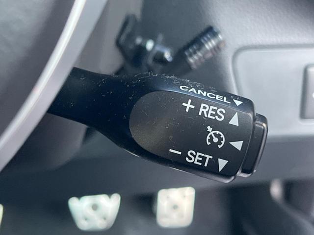 ８６ ＧＴ　６ＭＴ　ＴＥＩＮ製車高調　ＨＫＳマフラー　ｂｒｅｍｂｏ製ブレーキキャリパー　クルコン　ＬＥＤヘッドライト　オートライト　純正１７インチＡＷ　革巻ステアリング　スマートキー　バックカメラ　ＥＴＣ（8枚目）