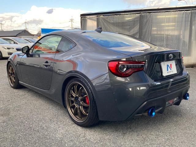 ８６ ＧＴ　６ＭＴ　ＴＥＩＮ製車高調　ＨＫＳマフラー　ｂｒｅｍｂｏ製ブレーキキャリパー　クルコン　ＬＥＤヘッドライト　オートライト　純正１７インチＡＷ　革巻ステアリング　スマートキー　バックカメラ　ＥＴＣ（36枚目）