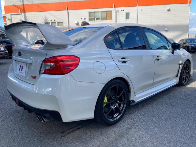 ＷＲＸ ＳＴＩ ＳＴＩ　最終Ｆ型　１オーナー　大型リアスポイラー　ＳＴＩスタイルパッケージ　純正８型ＳＤナビ　バックカメラ　禁煙車　ＥＴＣ　ドラレコ　ＳＴＩタワーバー　ＬＡＹＳ製１８インチアルミホイール　ＬＥＤヘッドライト（17枚目）