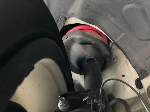 ＷＲＸ ＳＴＩ ＳＴＩ　最終Ｆ型　１オーナー　大型リアスポイラー　ＳＴＩスタイルパッケージ　純正８型ＳＤナビ　バックカメラ　禁煙車　ＥＴＣ　ドラレコ　ＳＴＩタワーバー　ＬＡＹＳ製１８インチアルミホイール　ＬＥＤヘッドライト（20枚目）