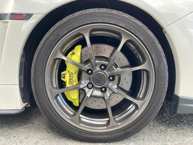 ＷＲＸ ＳＴＩ ＳＴＩ　最終Ｆ型　１オーナー　大型リアスポイラー　ＳＴＩスタイルパッケージ　純正８型ＳＤナビ　バックカメラ　禁煙車　ＥＴＣ　ドラレコ　ＳＴＩタワーバー　ＬＡＹＳ製１８インチアルミホイール　ＬＥＤヘッドライト（22枚目）