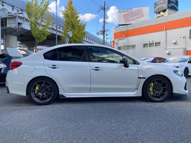 ＷＲＸ ＳＴＩ ＳＴＩ　最終Ｆ型　１オーナー　大型リアスポイラー　ＳＴＩスタイルパッケージ　純正８型ＳＤナビ　バックカメラ　禁煙車　ＥＴＣ　ドラレコ　ＳＴＩタワーバー　ＬＡＹＳ製１８インチアルミホイール　ＬＥＤヘッドライト（35枚目）