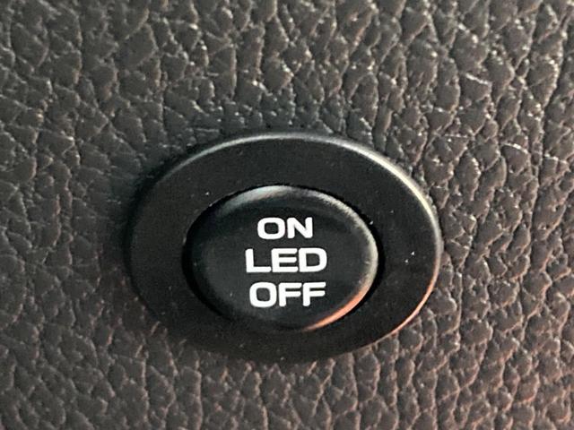 ＷＲＸ ＳＴＩ ＳＴＩ　最終Ｆ型　１オーナー　大型リアスポイラー　ＳＴＩスタイルパッケージ　純正８型ＳＤナビ　バックカメラ　禁煙車　ＥＴＣ　ドラレコ　ＳＴＩタワーバー　ＬＡＹＳ製１８インチアルミホイール　ＬＥＤヘッドライト（48枚目）