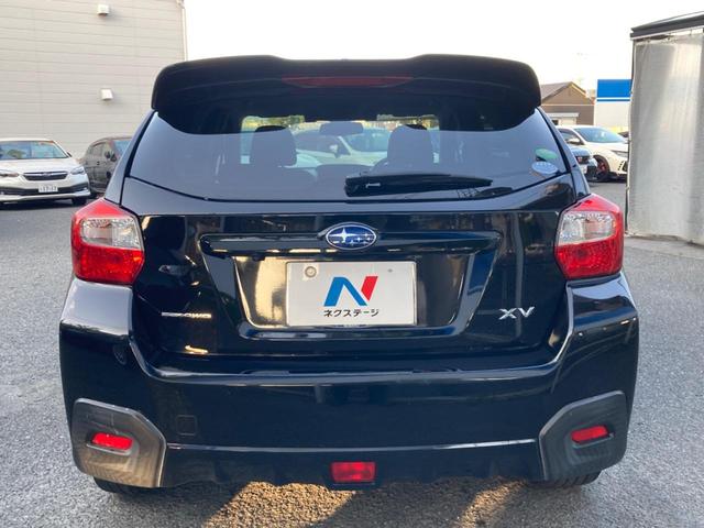 ＸＶ ２．０ｉ　アイサイト　プラウドエディション　後期Ｆ型　４ＷＤ　アドバンストセイフティパッケージ　純正ＳＤナビ　バックカメラ　パワーシート　レーダークルーズ　ＨＩＤヘッドライト　純正１７インチＡＷ　パドルシフト　革巻きステアリング　ＥＴＣ（16枚目）