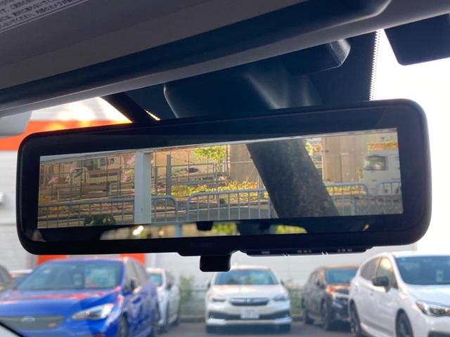 レヴォーグ 2.0STIスポーツアイサイト 後期D型 STIマフラー セイフティプラス視界拡張 スマートリアビューミラー 赤黒革シート 純正8型SDナビ フロント&サイド&バックカメラ リアビークル ETC ドラレコ 禁煙車 メモリシート(5枚目)