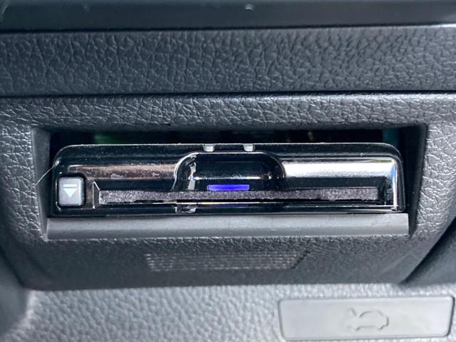 レヴォーグ 2.0STIスポーツアイサイト 後期D型 STIマフラー セイフティプラス視界拡張 スマートリアビューミラー 赤黒革シート 純正8型SDナビ フロント&サイド&バックカメラ リアビークル ETC ドラレコ 禁煙車 メモリシート(10枚目)