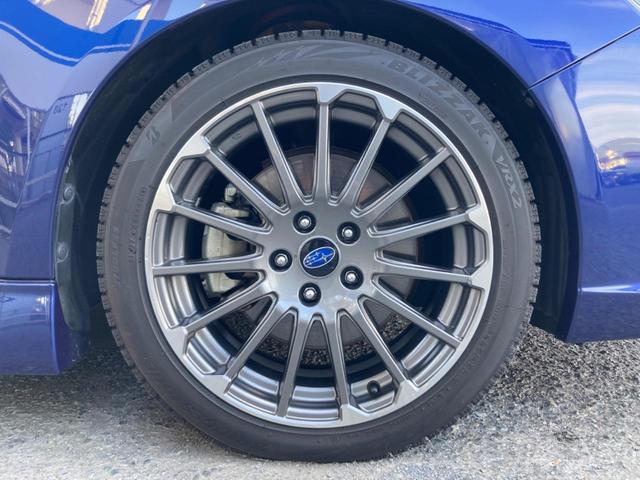 レヴォーグ 2.0STIスポーツアイサイト 後期D型 STIマフラー セイフティプラス視界拡張 スマートリアビューミラー 赤黒革シート 純正8型SDナビ フロント&サイド&バックカメラ リアビークル ETC ドラレコ 禁煙車 メモリシート(23枚目)