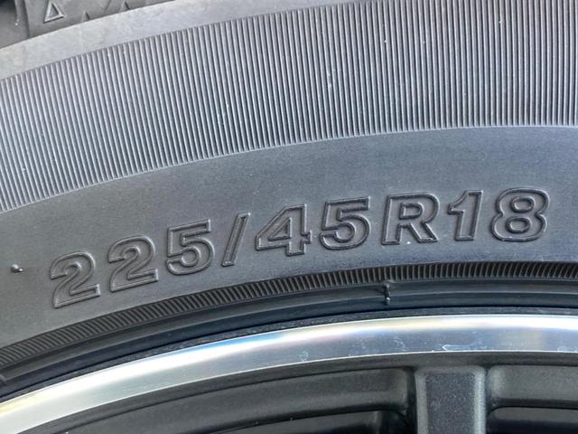 レヴォーグ 2.0STIスポーツアイサイト 後期D型 STIマフラー セイフティプラス視界拡張 スマートリアビューミラー 赤黒革シート 純正8型SDナビ フロント&サイド&バックカメラ リアビークル ETC ドラレコ 禁煙車 メモリシート(25枚目)