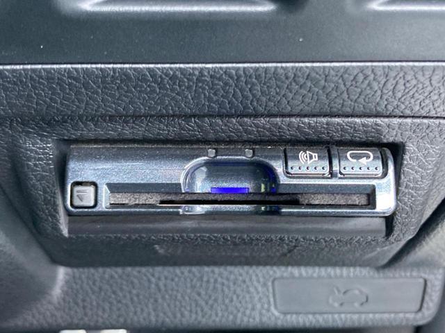 レヴォーグ 1.6GT-Sアイサイト 純正SDナビ バックカメラ ETC ドライブレコーダー 禁煙車 ビルシュタインダンパー パワーシート 純正18インチアルミホイール 純正革巻きステアリング LEDヘッドライト(5枚目)