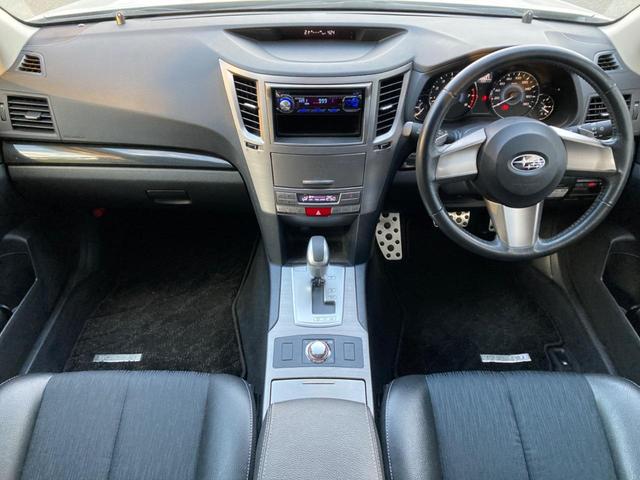 レガシィツーリングワゴン ２．５ｉ　Ｓパッケージリミテッド　ビルシュタインダンパー　プッシュスタート　ハーフレザーシート　パワーシート　ＨＩＤヘッドライト　純正１８インチアルミホイール　純正革巻きステアリング　パドルシフト（2枚目）